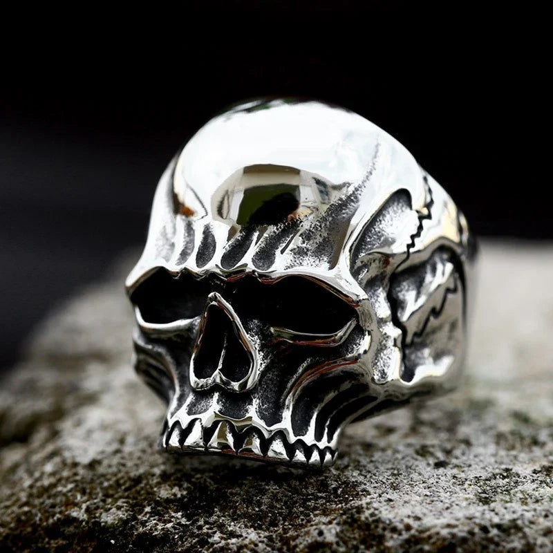 Polished silver classic skull ring