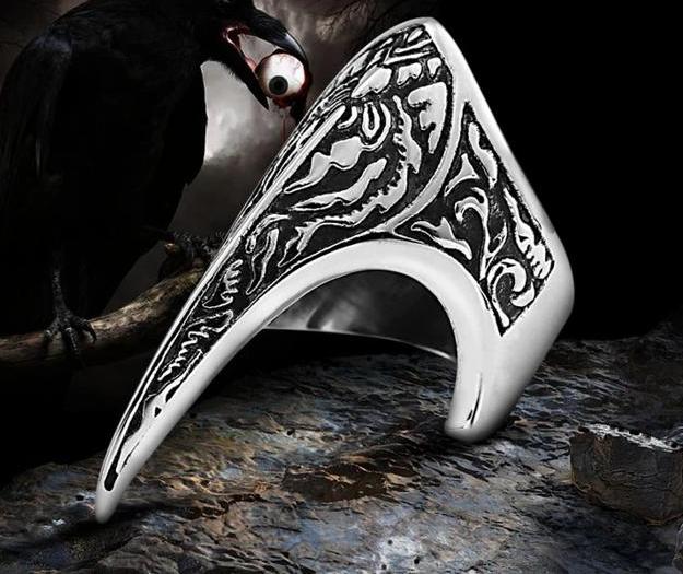 Silver raven head ring